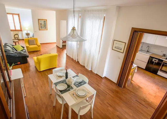 Florence Apartments In Great Location