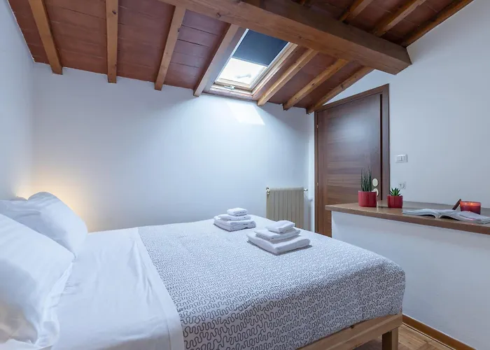 Florence Apartments In Great Location